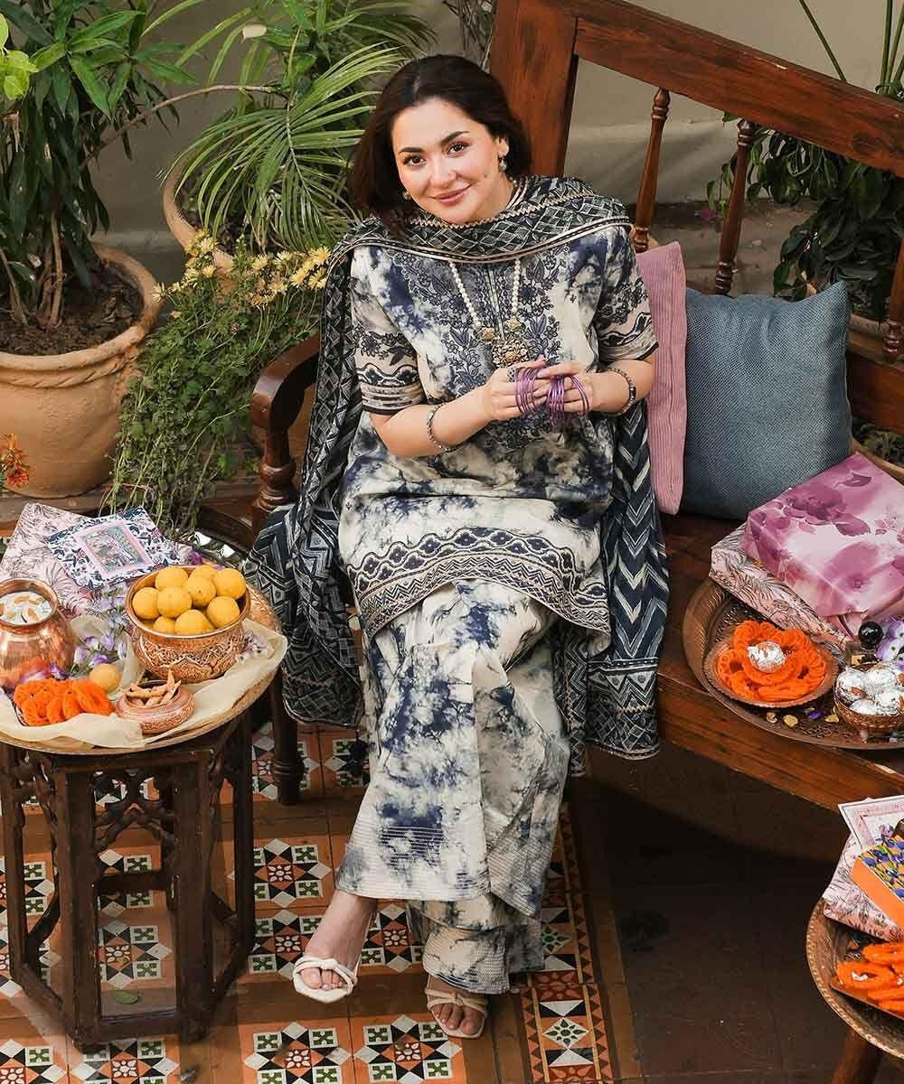 Sapphire 3 Piece Luxury Lawn Suit Collection