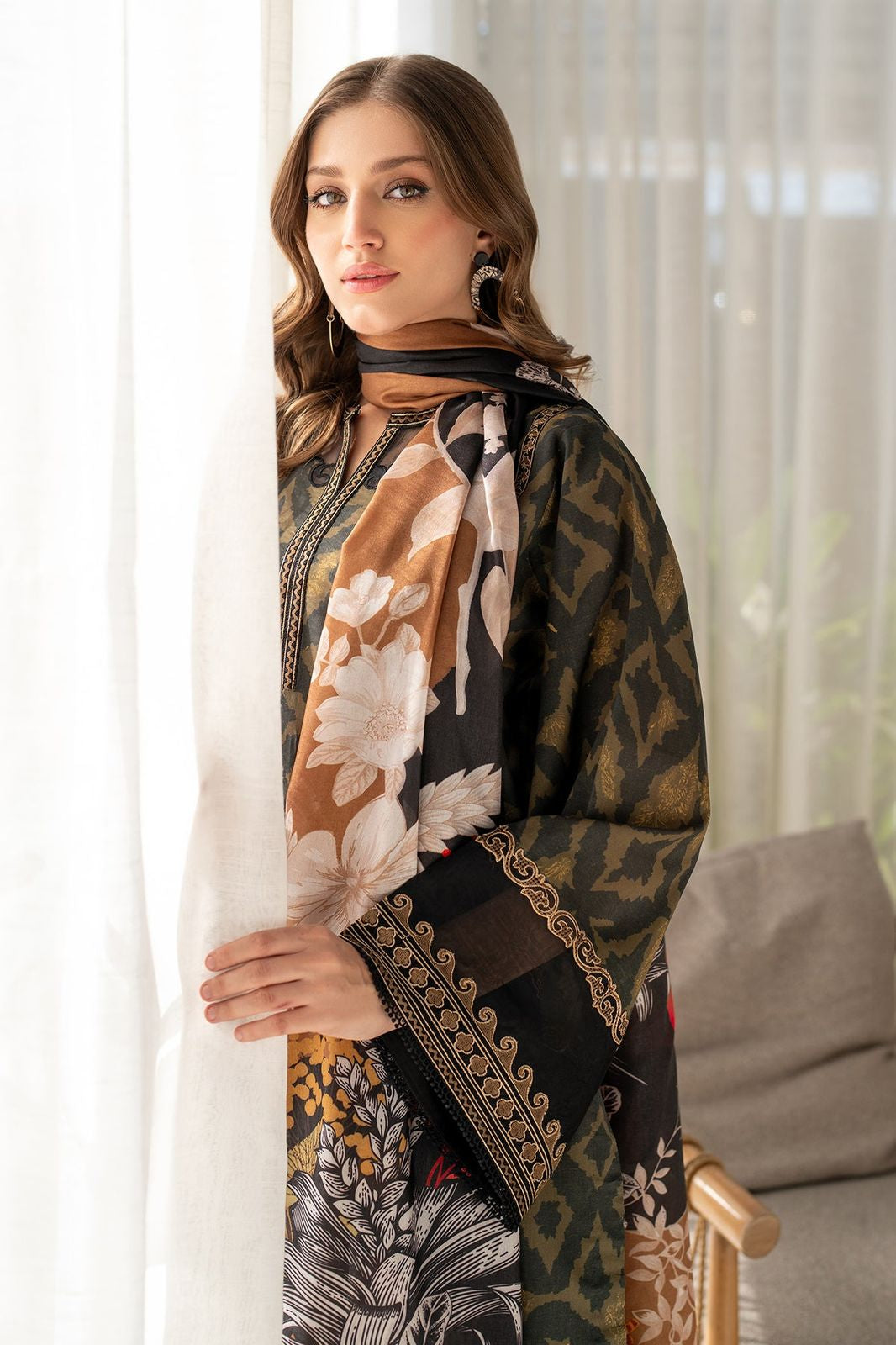BAROQUE DIGITAL LAWN SUIT COLLECTION